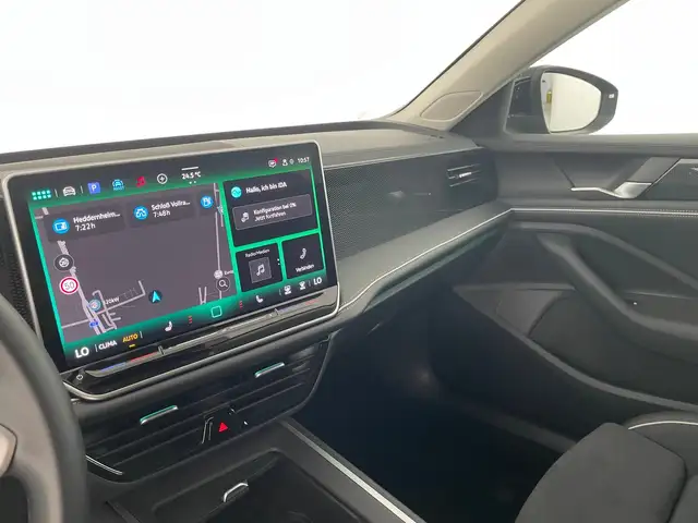 Volkswagen Passat view 9