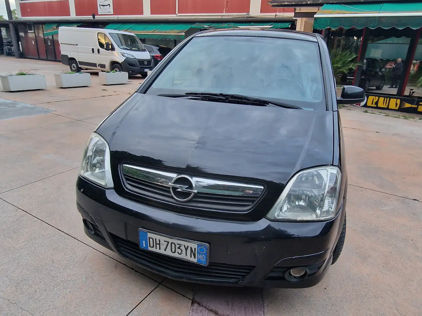 Opel Meriva 1.4 gpl. riverniciata in alcune sue parti Nero - 1