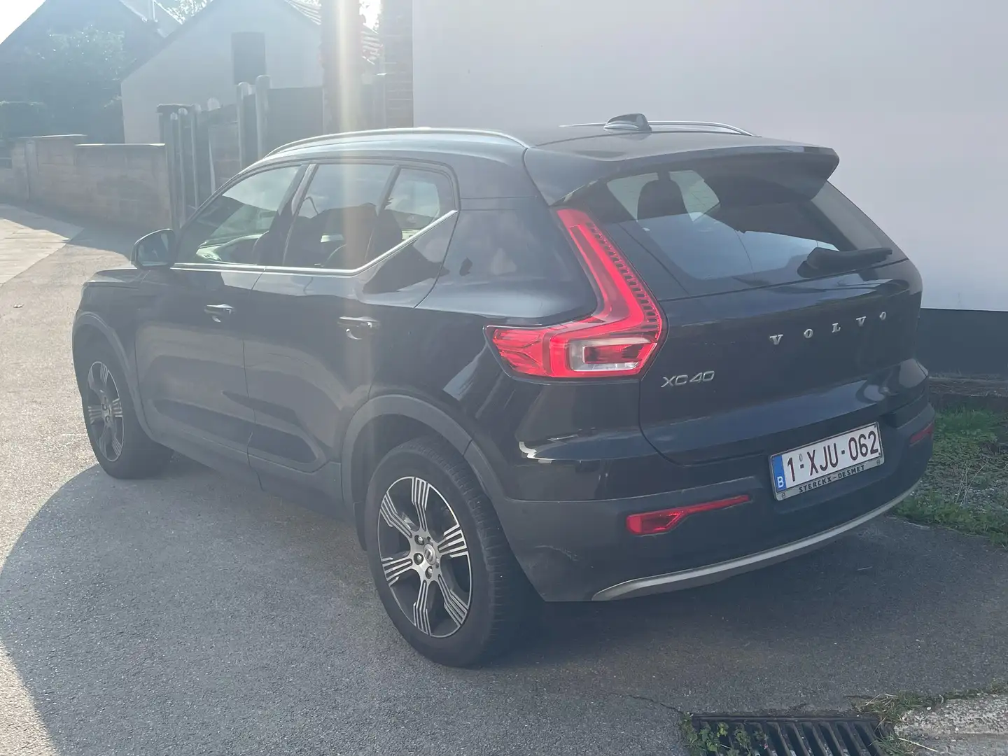 Volvo XC40 XC40 1.5 T3 Inscription Zwart - 2