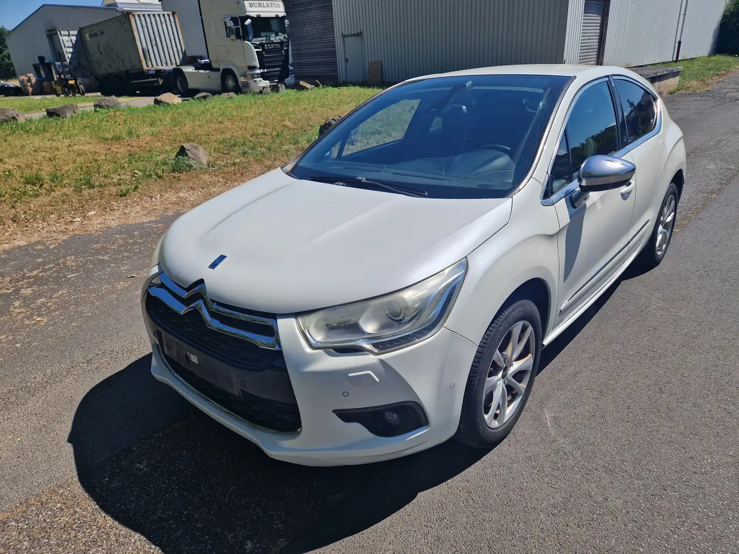 Citroen DS4 Pure Pearl 1.6 Turbo TÜV 11/2025 Білий - 1