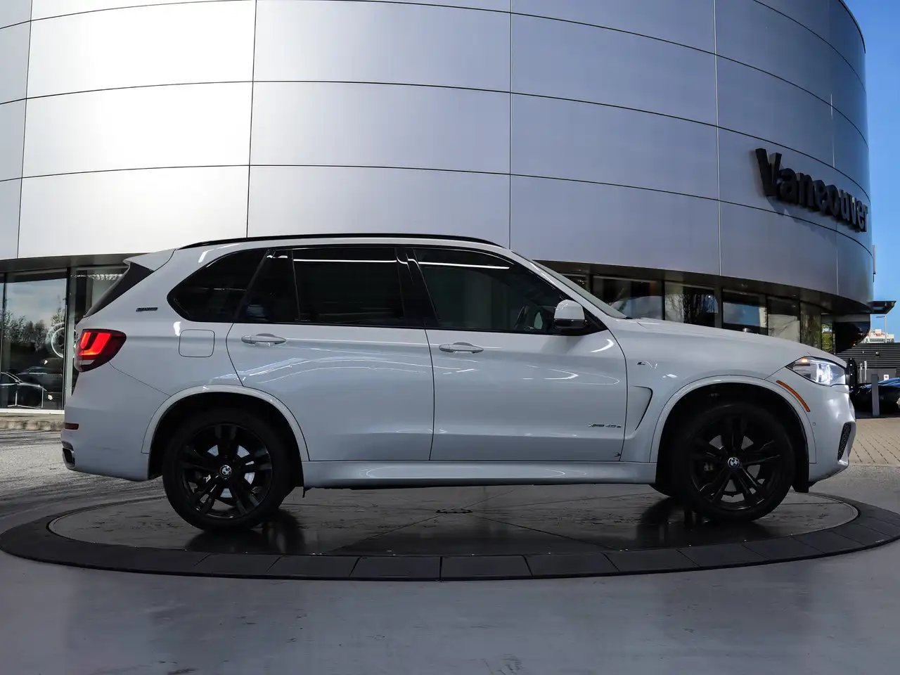BMW X5 снимка BMW X5