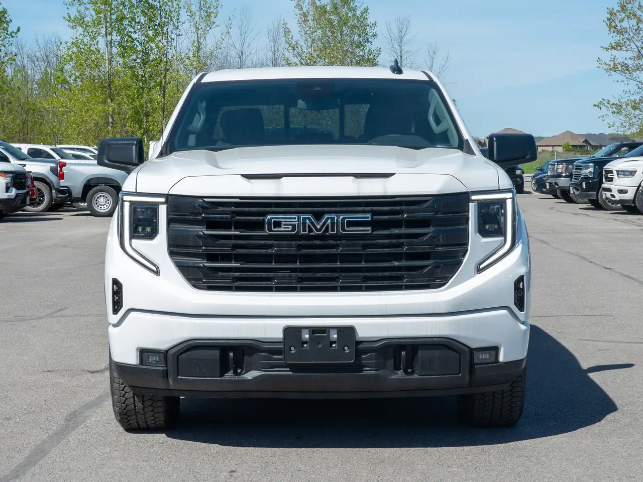 GMC Sierra 1500 снимка GMC Sierra 1500