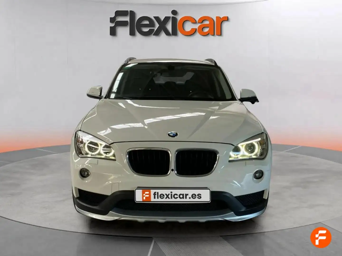 BMW X1 sDrive 18dA Blanco - 2