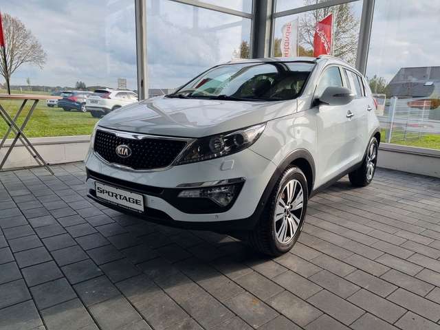 Imagine Kia Sportage 2.0  Spirit 2WD