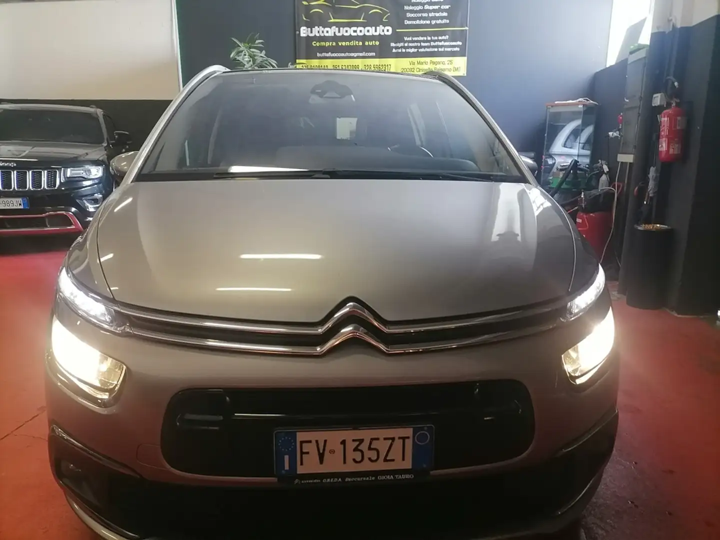 Citroen Grand C4 Picasso C4 Grand Picasso II 2017 1.6 bluehdi Shine s Grau - 2