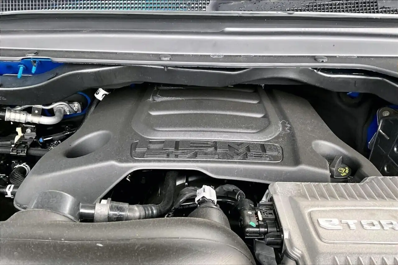 RAM 1500 снимка RAM 1500