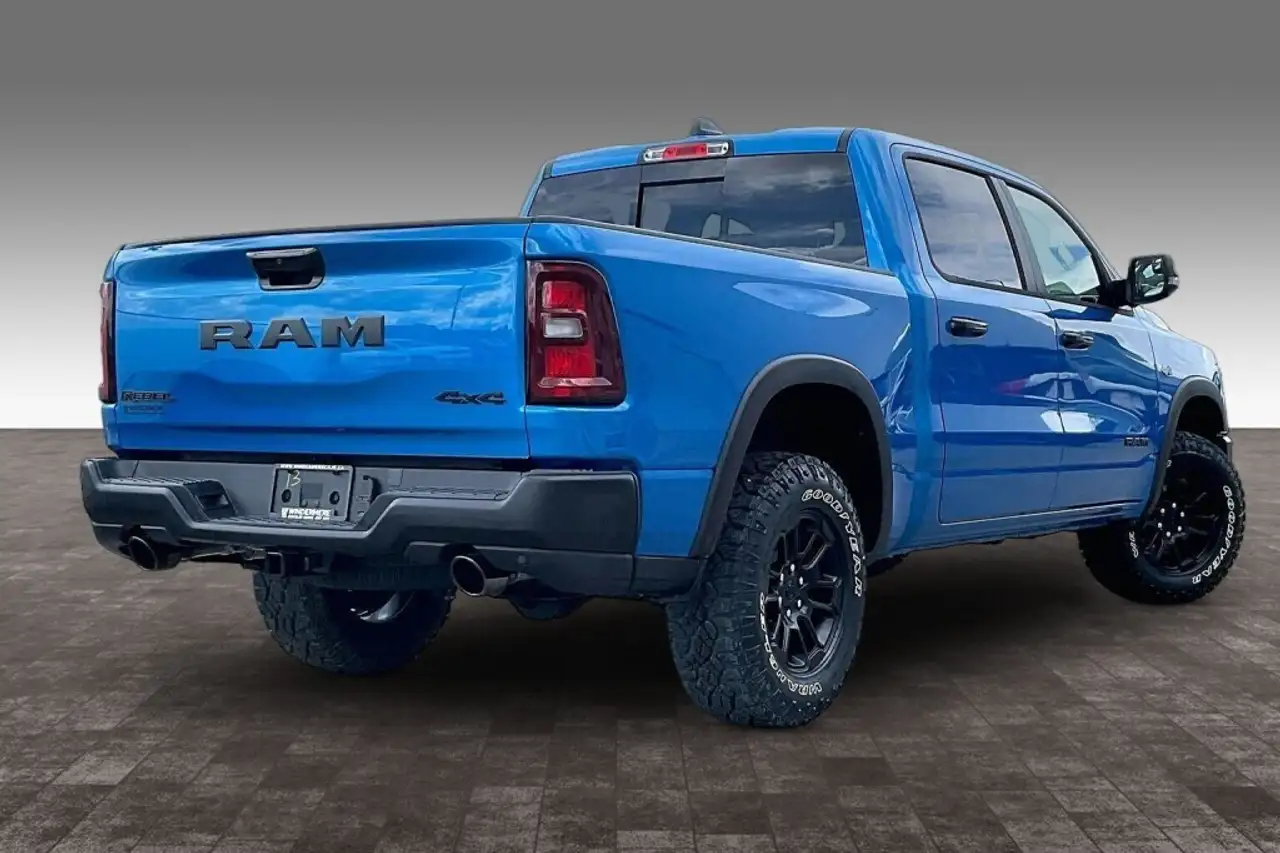 RAM 1500 снимка RAM 1500