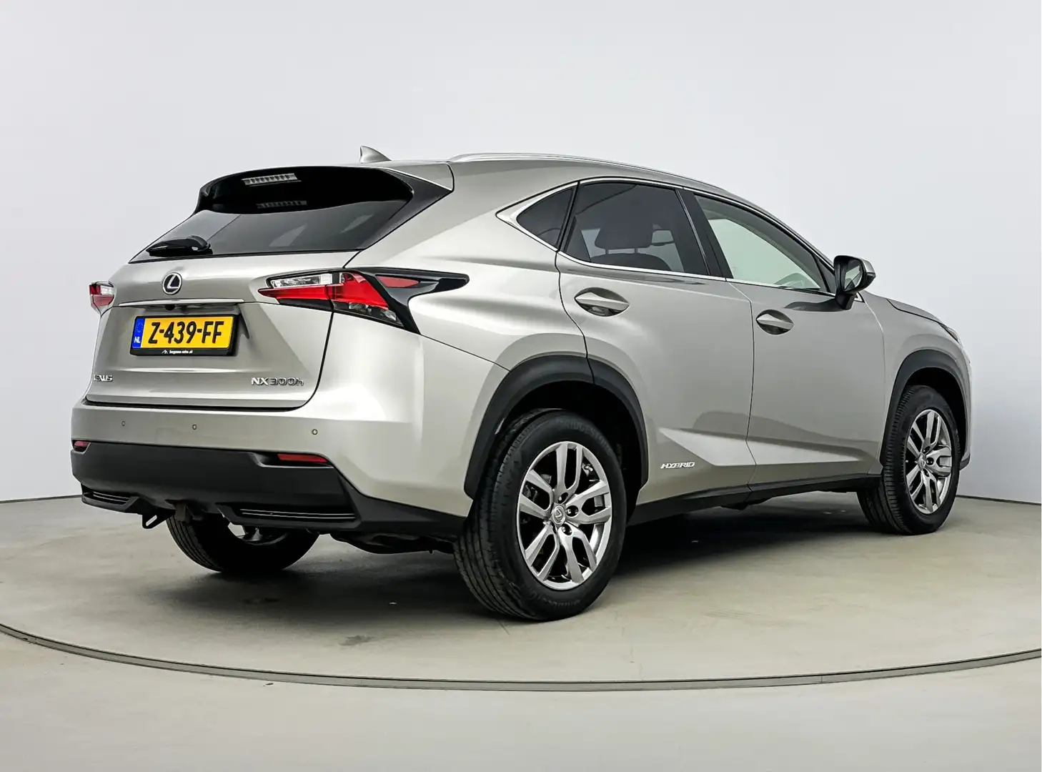 Lexus NX 300h // AWD Luxury Line // TREKHAAK // ADAPTIVE CRUISE Grijs - 2