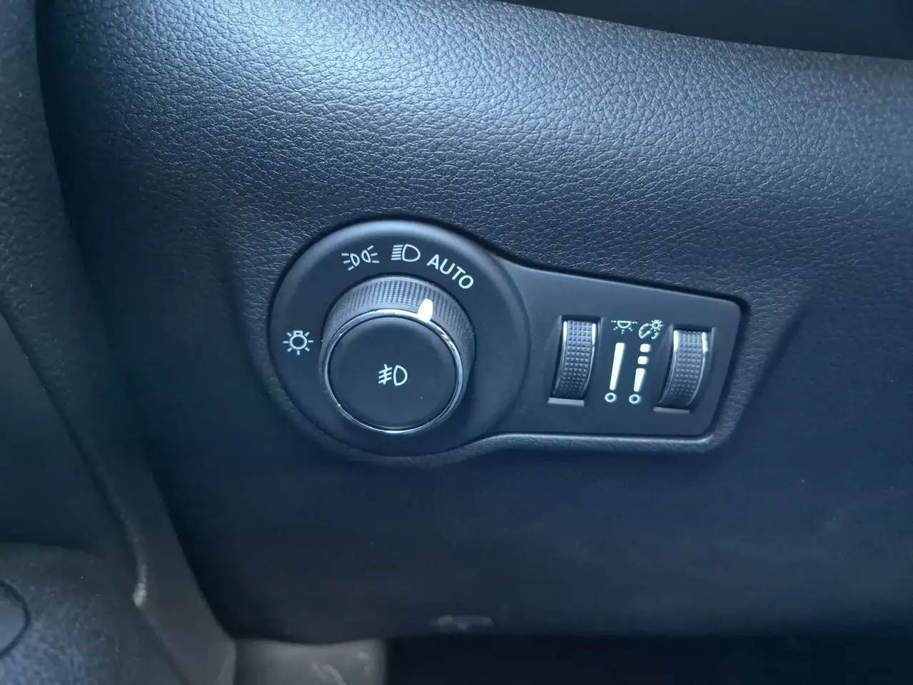 Jeep Compass снимка Jeep Compass
