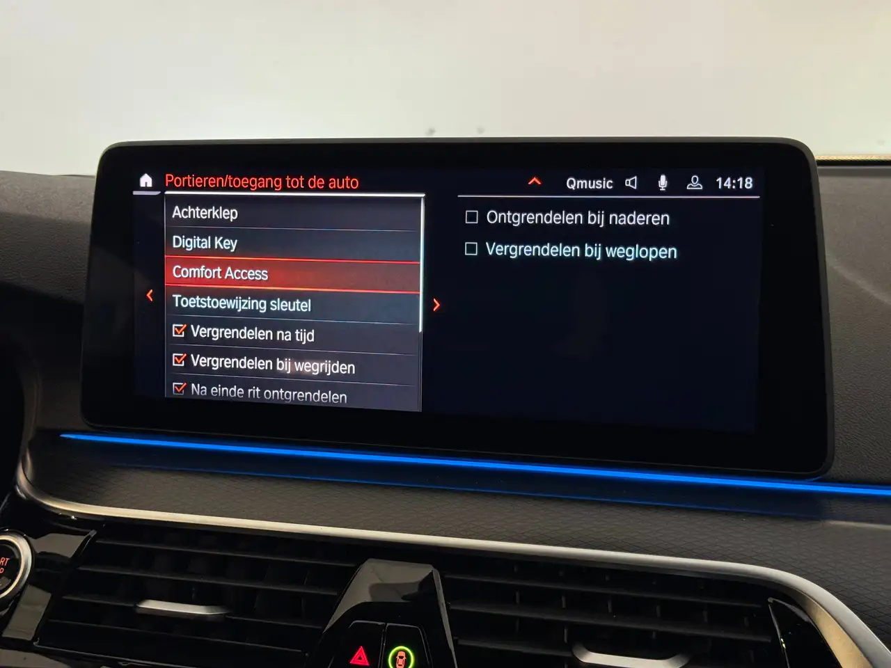 BMW 530 e xDrive Touring MSport/DrivAssProff/HarmanKardon/Head-up/Keyless/stuurverw/..., миниатюра 24