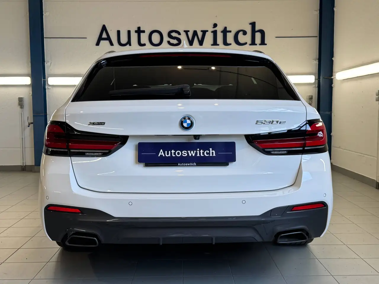 BMW 530 e xDrive Touring MSport/DrivAssProff/HarmanKardon/Head-up/Keyless/stuurverw/..., миниатюра 4