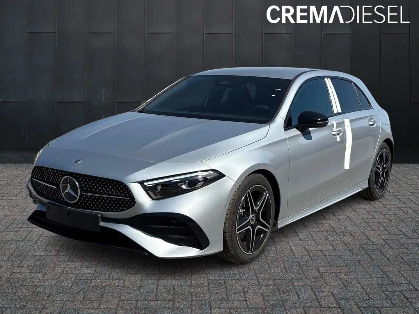 Mercedes-Benz A 180 d AMG Line Advanced Plus Auto Argento - 1