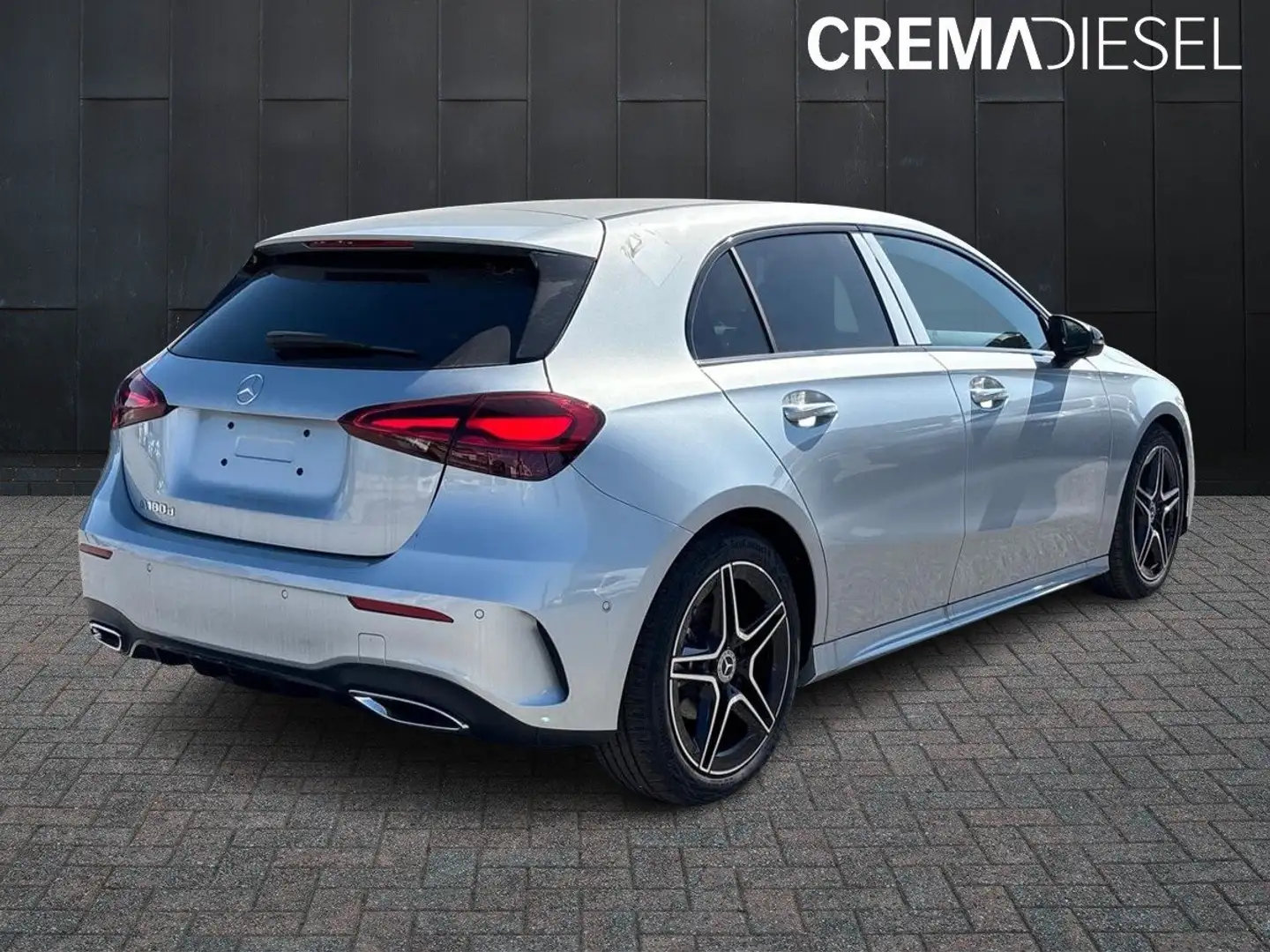 Mercedes-Benz A 180 d AMG Line Advanced Plus Auto Argento - 2
