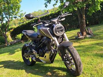 CB125R