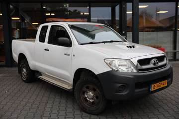 2.5 D-4D X-TRA CAB VX 4WD VAN