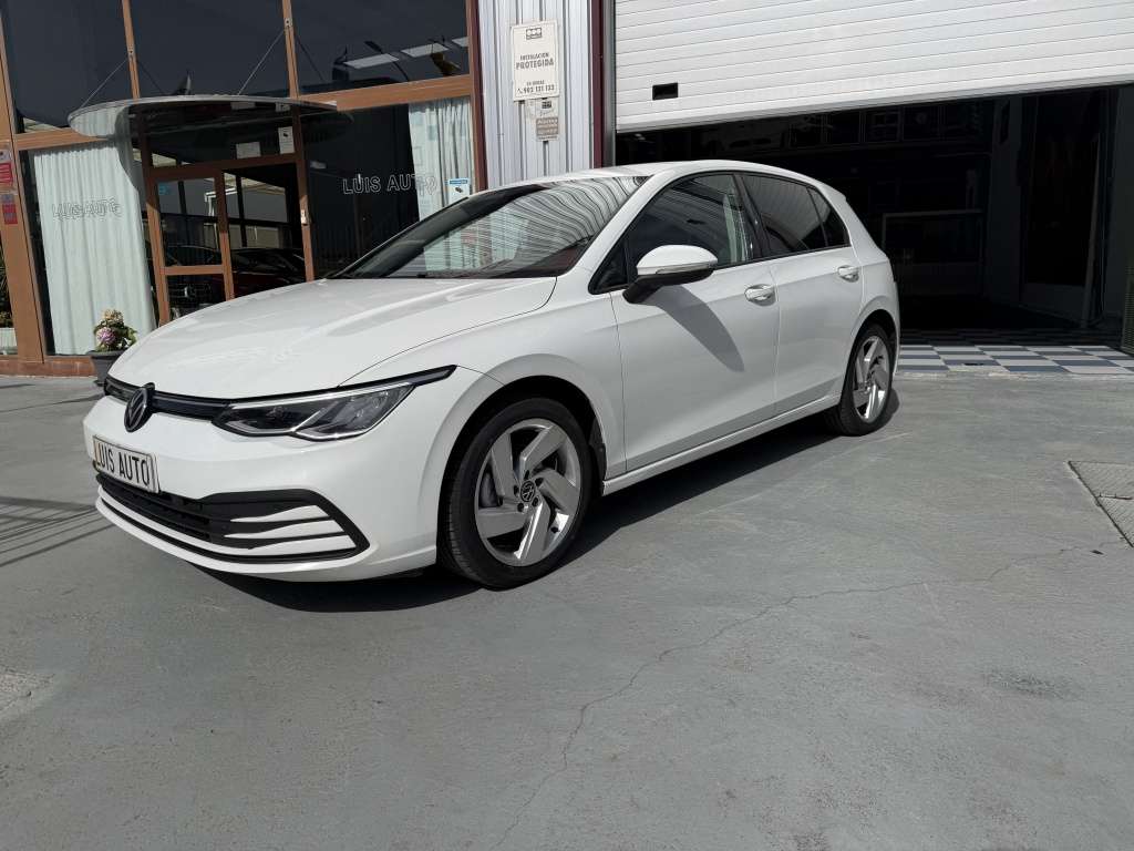 Volkswagen Golf 2.0TDI R-Line DSG 110kW - foto 1