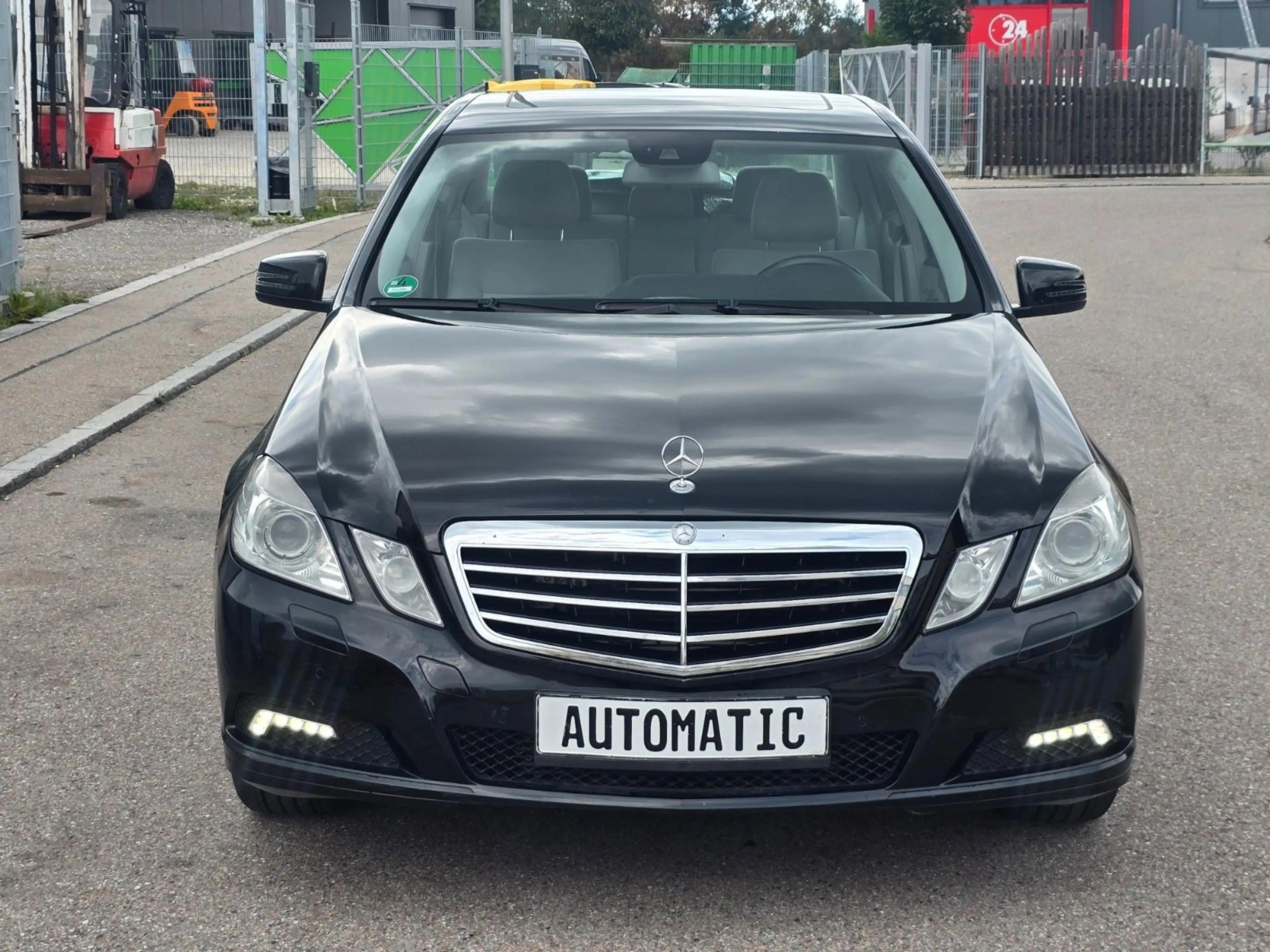 Mercedes-Benz E 350 E Limousine E 350 CDI BlueEfficiency — photo 2