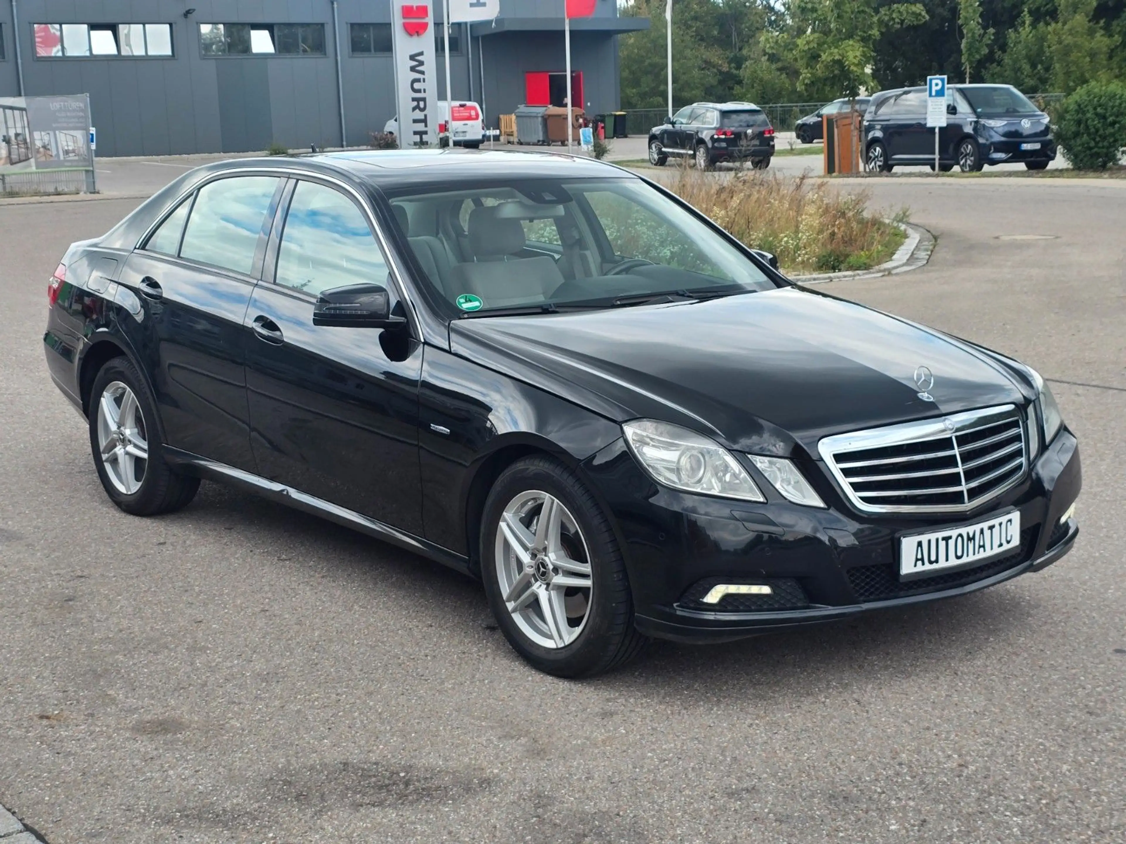Mercedes-Benz E 350 E Limousine E 350 CDI BlueEfficiency