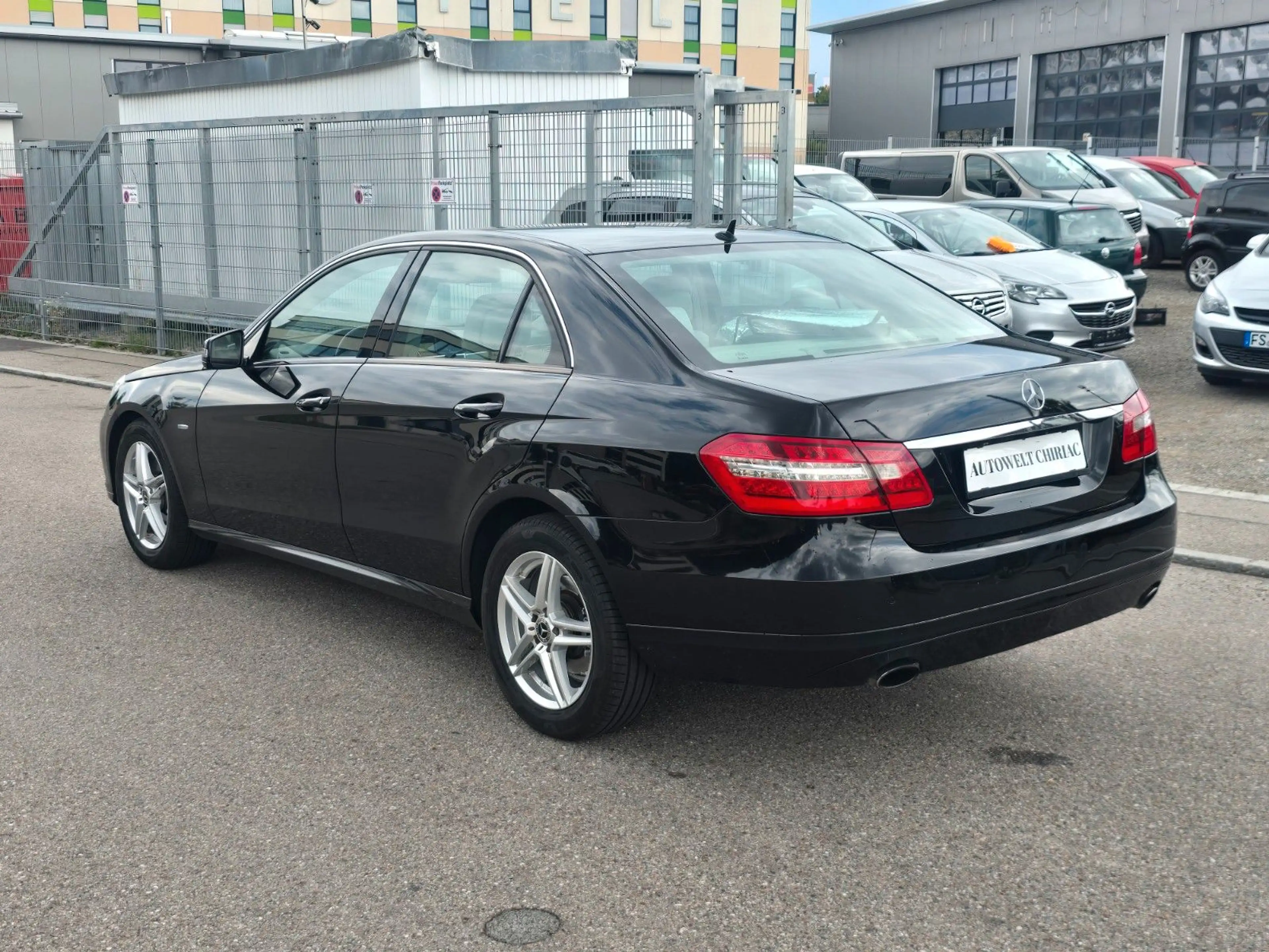 Mercedes-Benz E 350 E Limousine E 350 CDI BlueEfficiency — photo 5