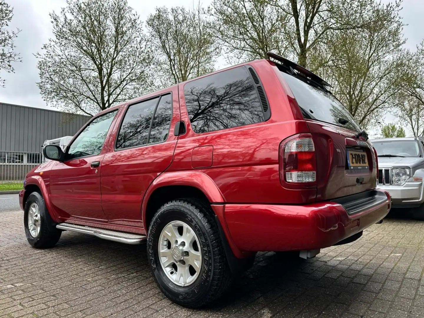 Nissan Pathfinder 3.3i V6 Automaat/Leer/ECC/Youngtimer. Rouge - 2