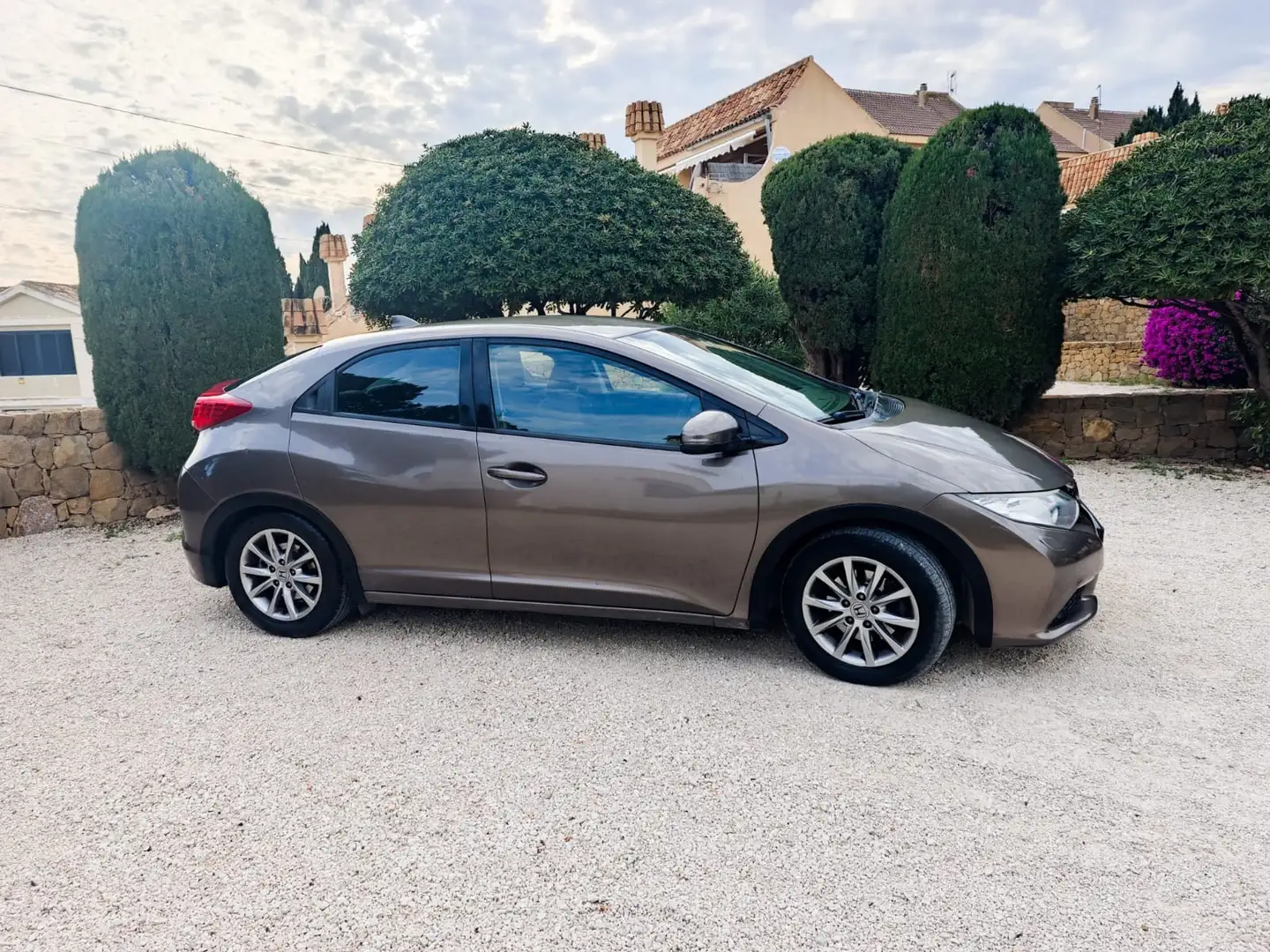Honda Civic Civic 1.8 i-VTEC Sport Aut. Sport Marrón - 1