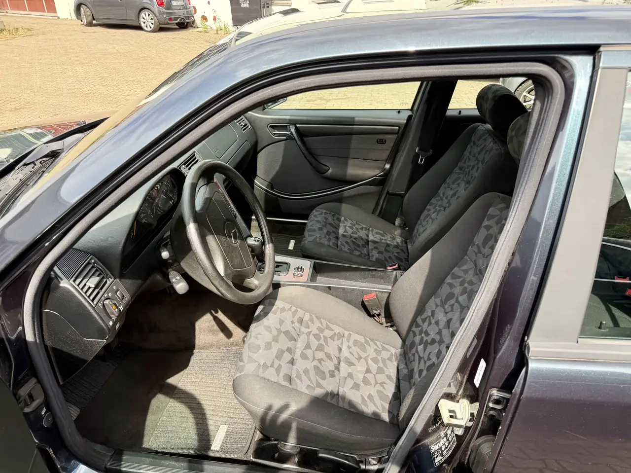 Mercedes-Benz C 180 Automatik Schiebedach, foto 5