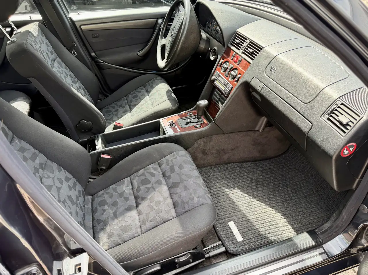 Mercedes-Benz C 180 Automatik Schiebedach, foto 11