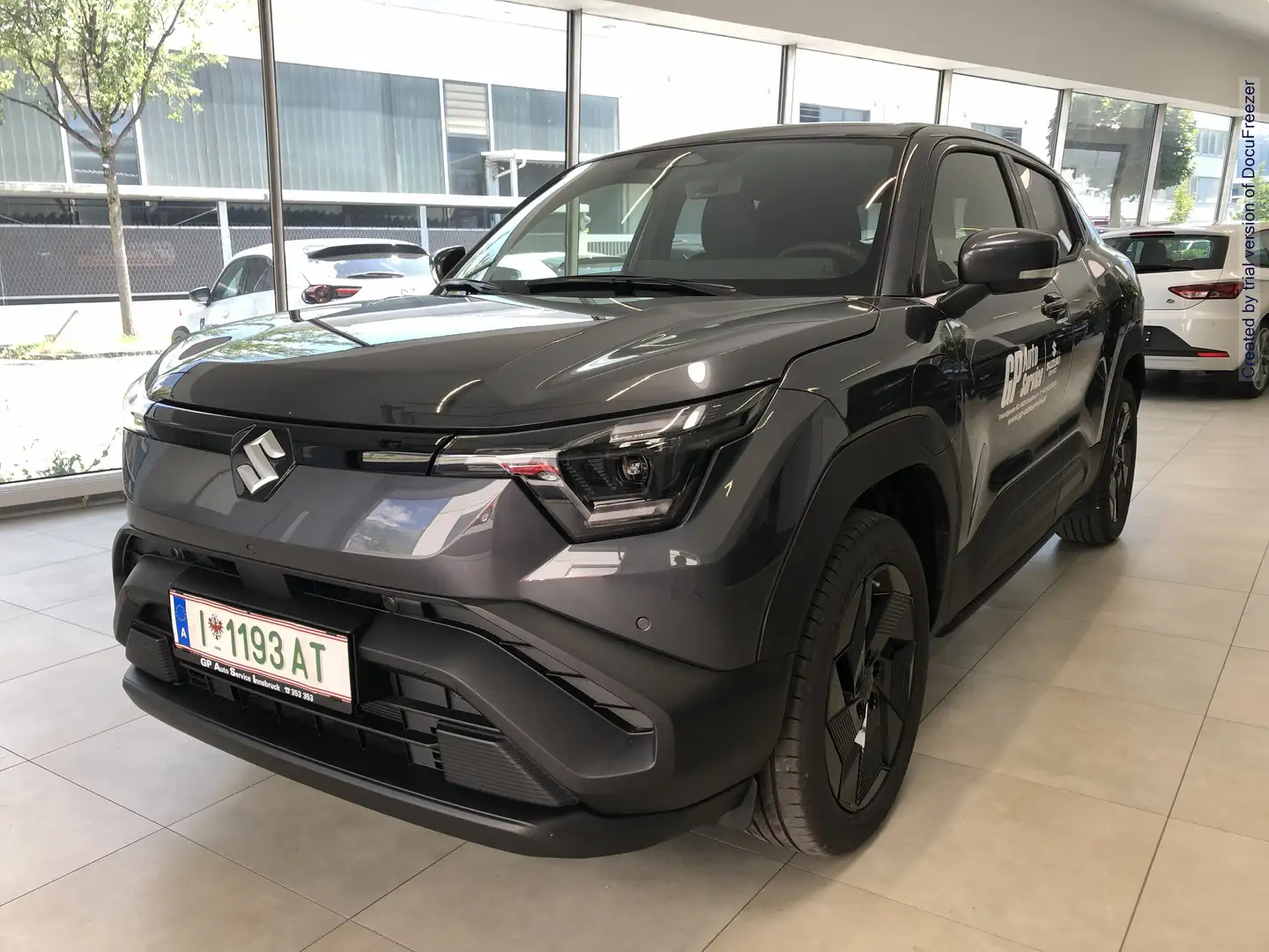 Suzuki Vitara eVitara 61kWh GL+ Allgrip-e Shine Grau - 1