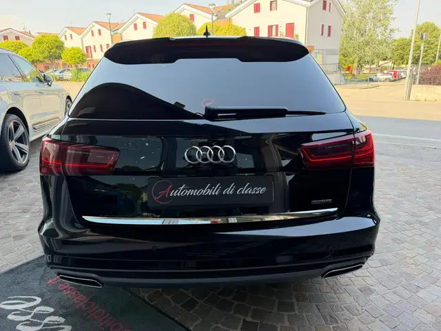 Audi A6 view 10