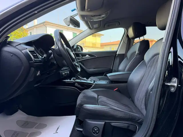 Audi A6 view 14