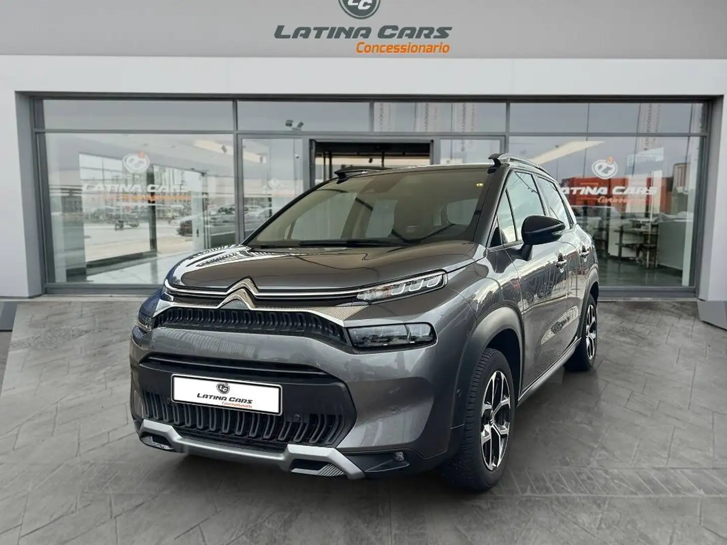 Citroen C3 Aircross 1.2 puretech Shine s&s 110cv Con NAVIGATORE Grigio - 1