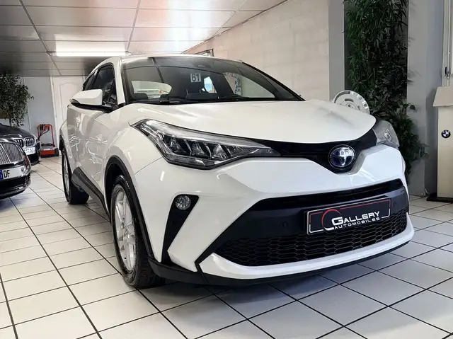 Toyota Dyna 2.0 HYBRIDE 184CH DYNAMIC BUSINESS E-CVT + PROGRAMME BEYOND ZERO ACADEMY