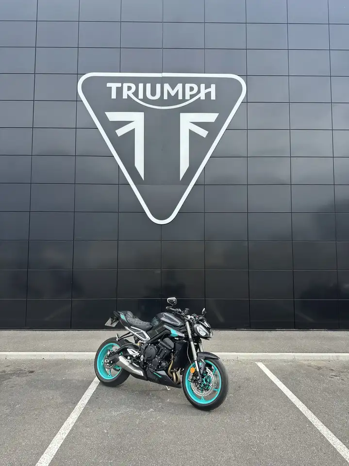 Triumph Street Triple 765