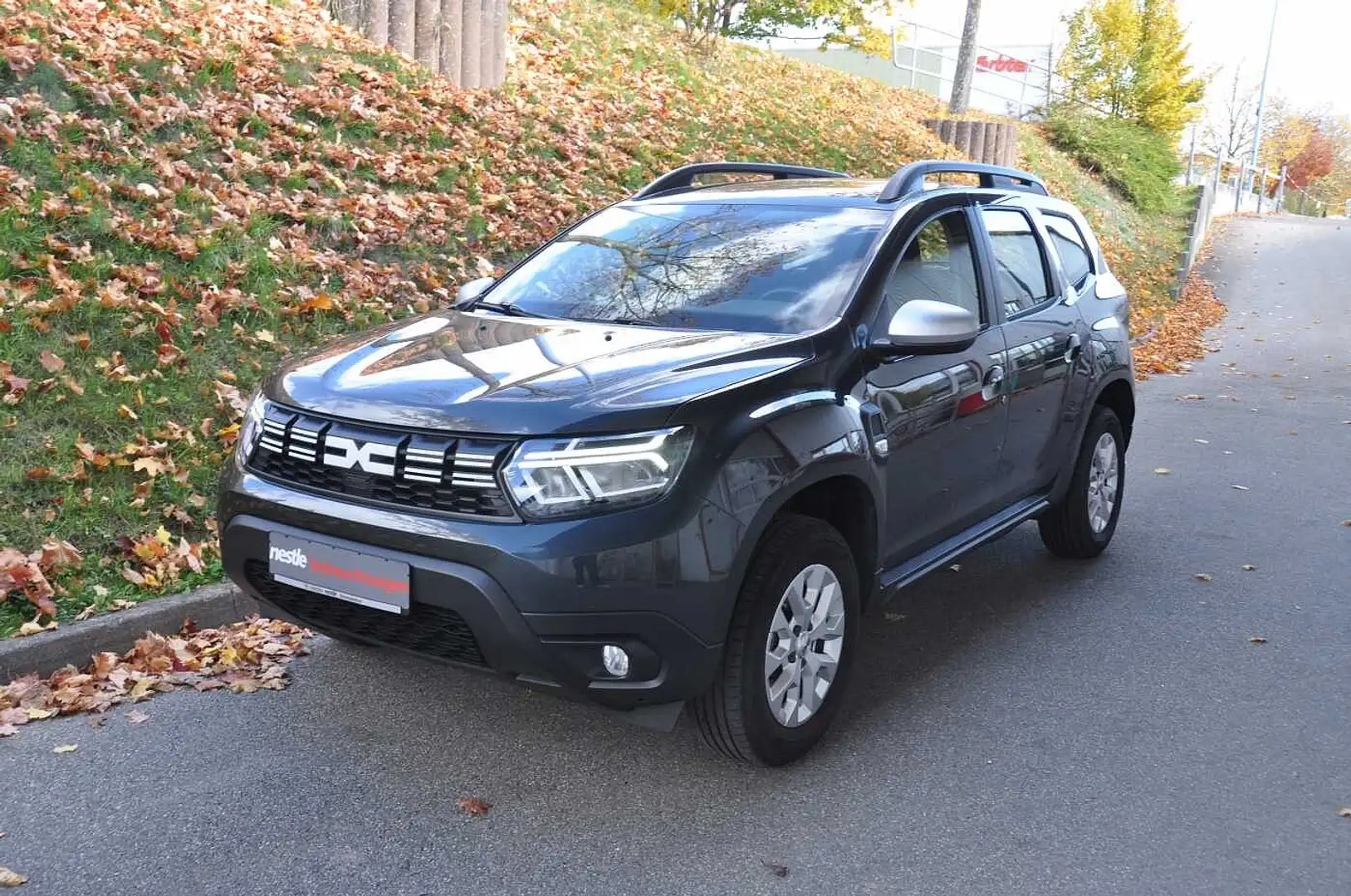 Dacia Duster dCi 1,5-l 4x4 Expression*AHK* Grau - 1