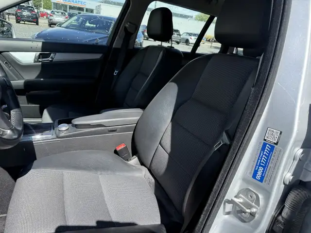 Mercedes-Benz C-Class view 7
