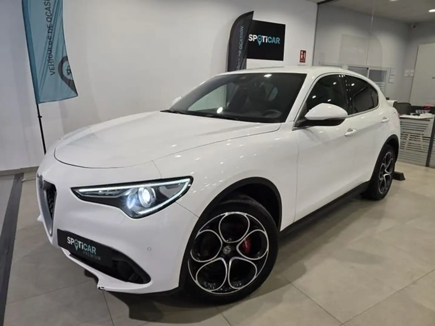 Alfa Romeo Stelvio Executive 2.2 Diesel 154 kW (210 CV) AT8 Q4 Blanco - 1