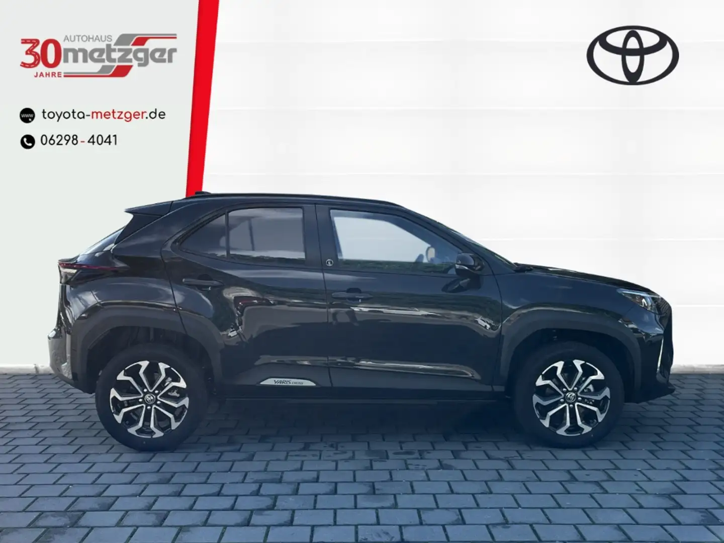 Toyota Yaris Cross 1.5 Hybrid 4x2 Teamplayer +Kamera +Safety-Paket Zwart - 2