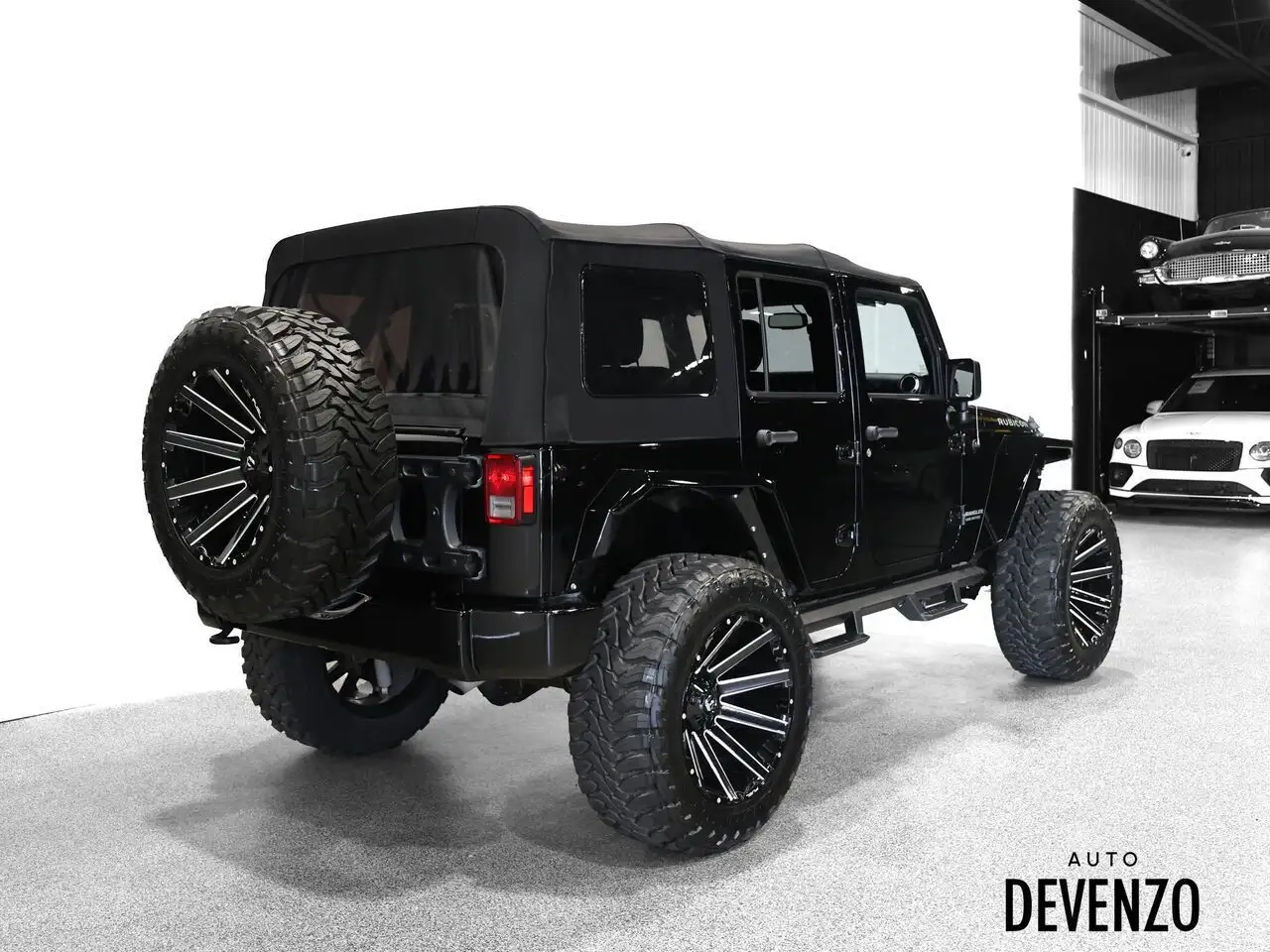 Jeep Wrangler снимка Jeep Wrangler