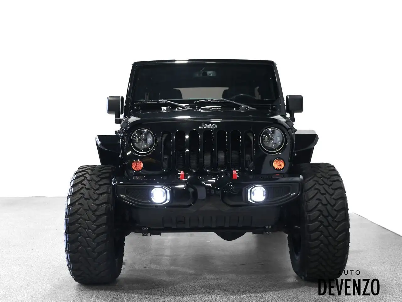 Jeep Wrangler снимка Jeep Wrangler