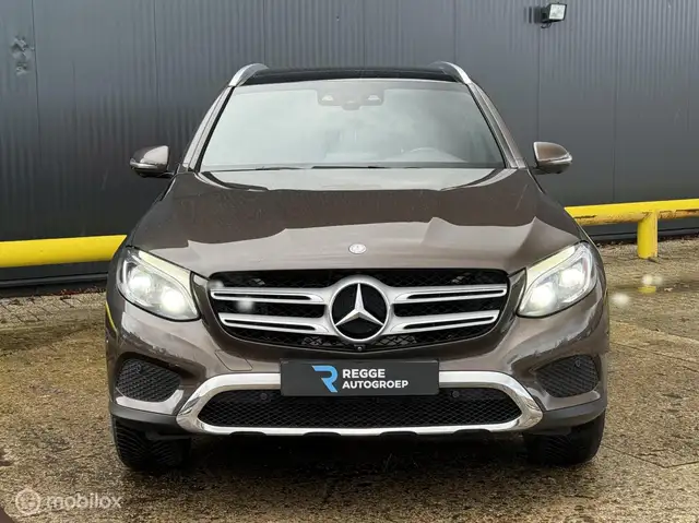 Mercedes-Benz GLC view 5