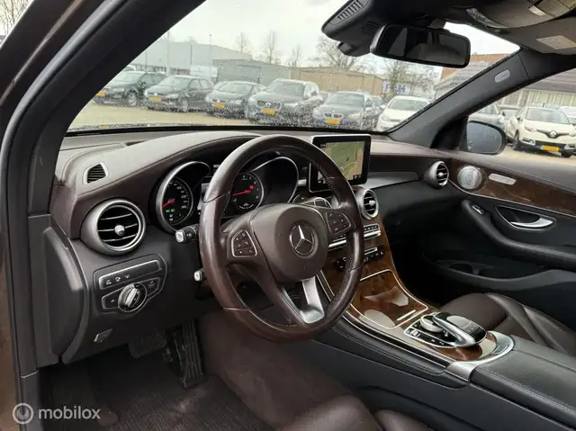 Mercedes-Benz GLC view 11