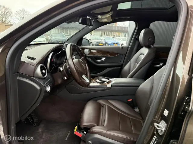Mercedes-Benz GLC view 10