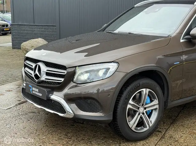 Mercedes-Benz GLC view 6