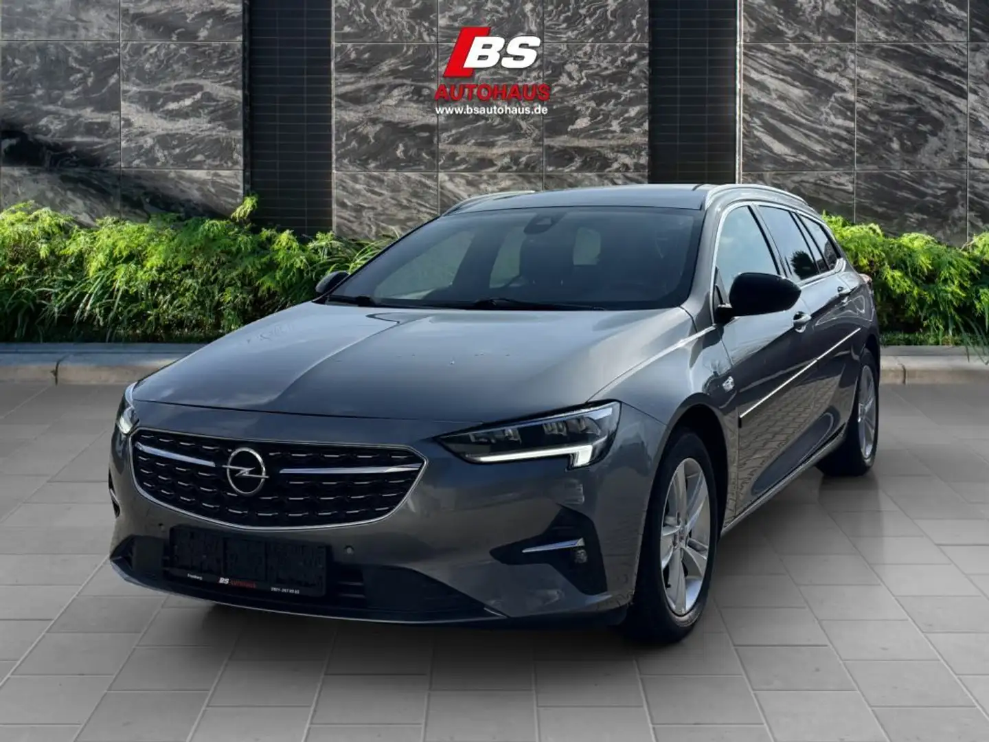 Opel Insignia Sports Tourer 2.0 Diesel Elegance - 1