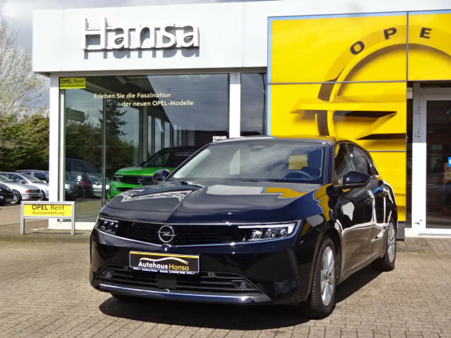 Opel Astra Lim. 5-trg. Elegance Klima Navi Kamera Zwart - 1