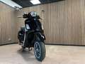 Vespa GTS 300 SUPER E5 NERO 90 Schwarz - thumbnail 1