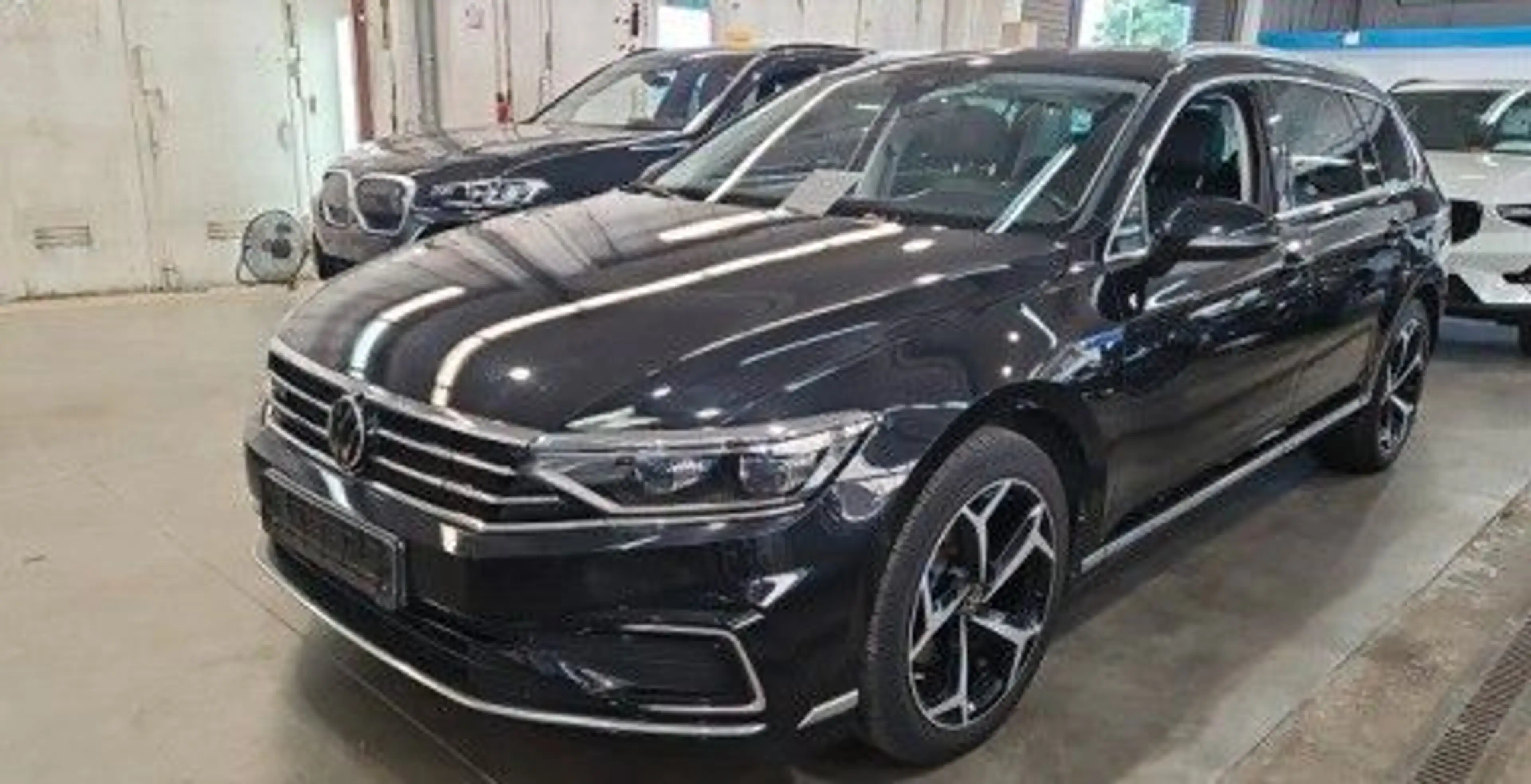 Volkswagen Passat Variant GTE PANO*ACC*WIDE*LED*MSG*KAM*AHK