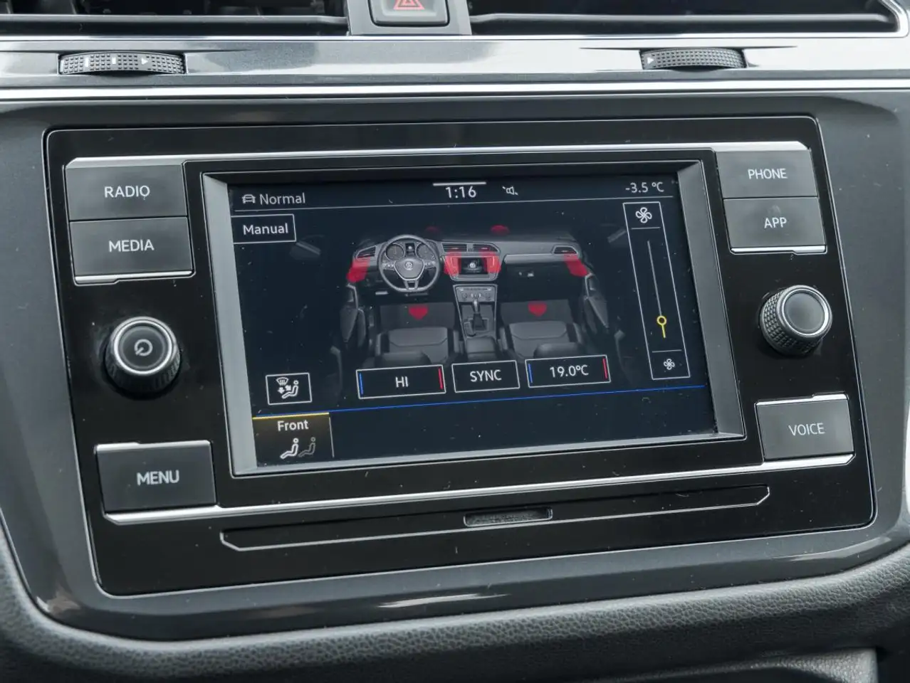 Volkswagen Tiguan снимка Volkswagen Tiguan