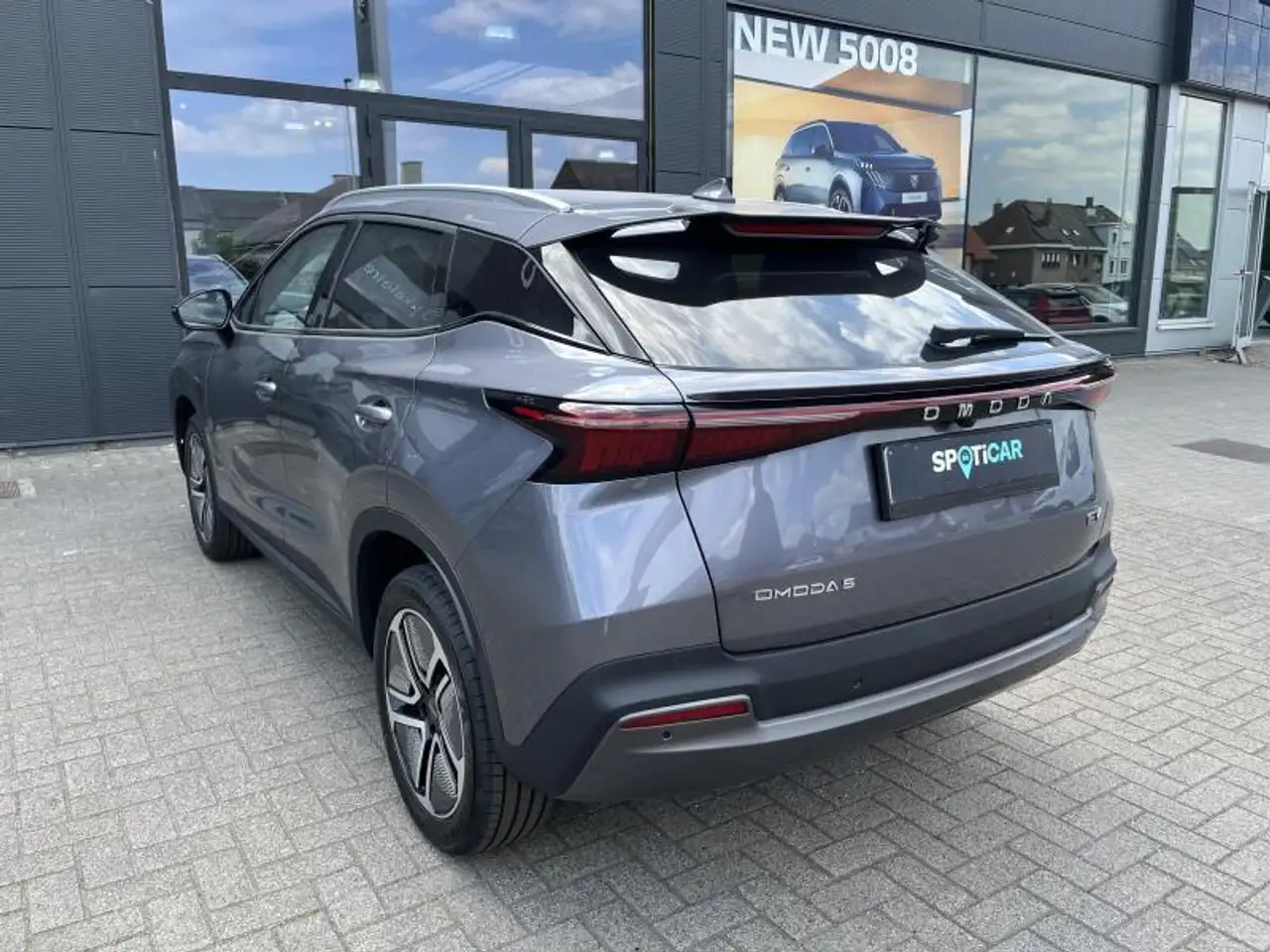 Omoda 5 2025 — фото 9