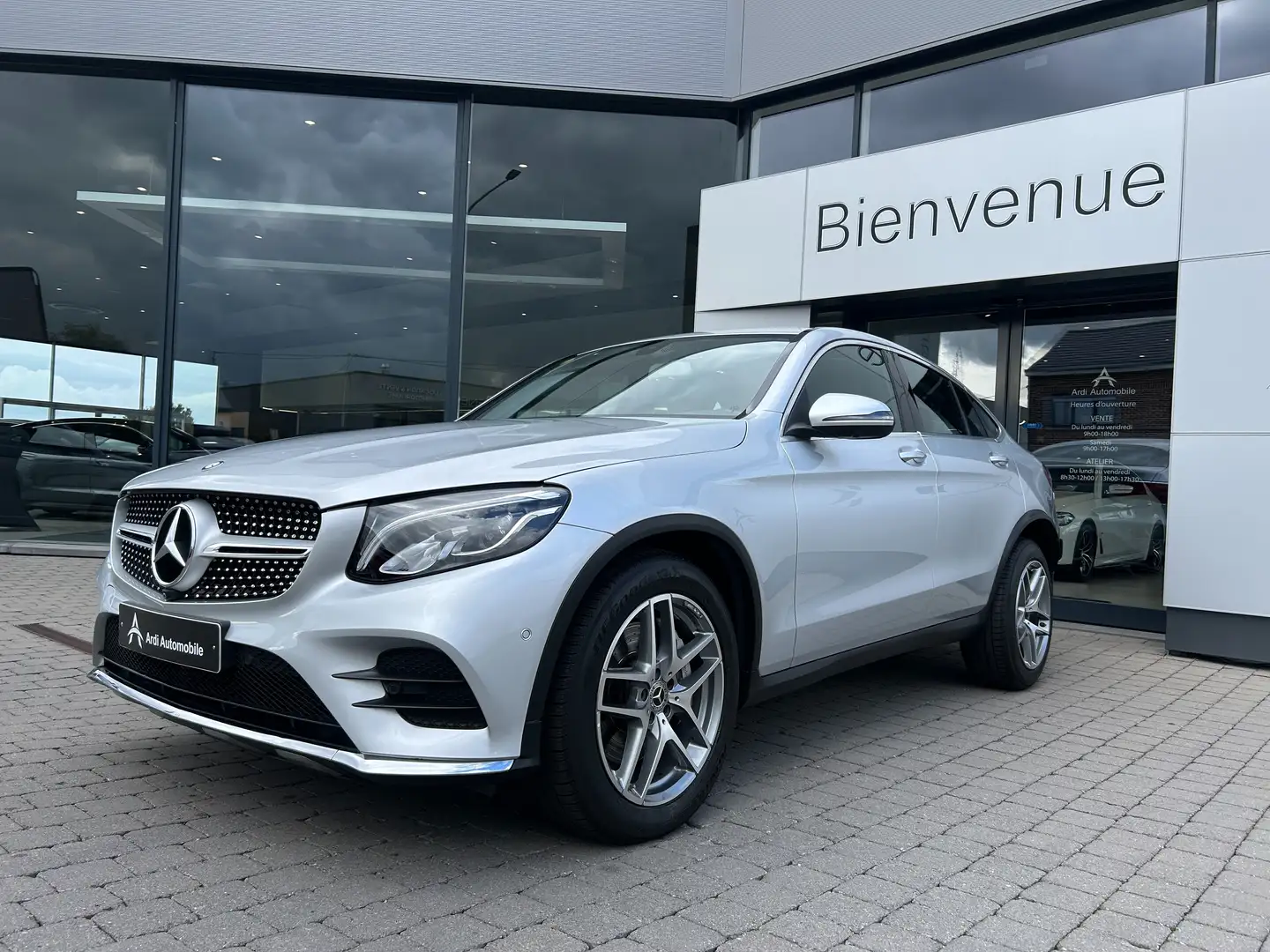 Mercedes-Benz GLC 250 Coupé 4-Matic *PACK AMG*GARANTIE*CAMERA 360* Zilver - 1